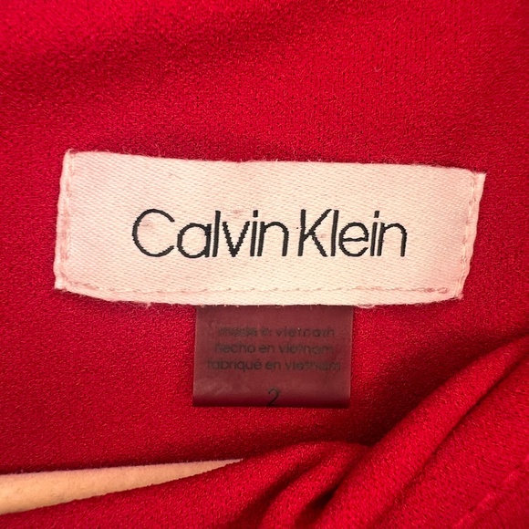 Calvin Klein Red Long Sleeve Sheath Dress with Keyhole Neckline – Size 10 - Picture 3 of 3